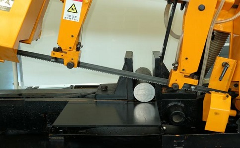 资溪数控带锯床自动送料精度会出现偏差吗？